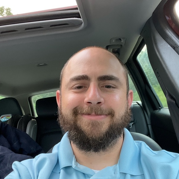 Profile Picture of Brian Pope (@brianpope563) on Poshmark
