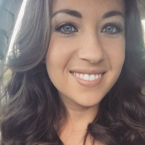 Profile Picture of Whitney Ferrell (@whitneyferrell) on Poshmark