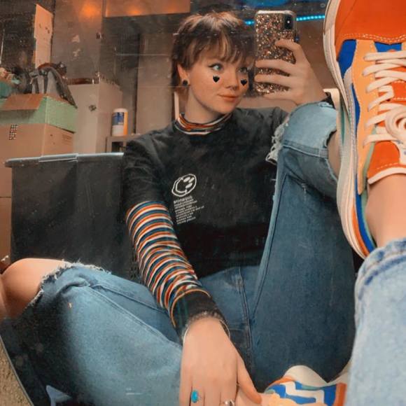 Profile Picture of Audrey Harper (@cringe123) on Poshmark