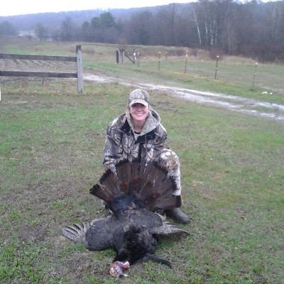 Profile Picture of Beth Pfeifer (@be_pfeifer) on Twitter