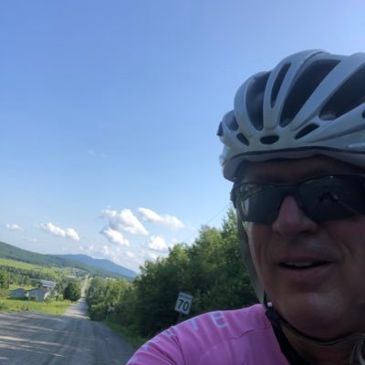 Profile Picture of Jeffrey Corrigan (@montagnearde) on Twitter