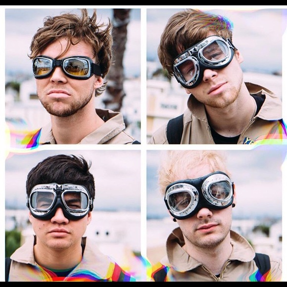 Profile Picture of Syd Rassbach (@sydhem) on Poshmark