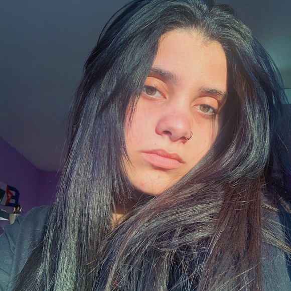 Chris Estevez - Poshmark Profile Picture of Chris Estevez (@chris_estevez) on Poshmark