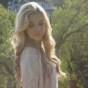 Profile Picture of Danielle Pool (@sunsetsinger13) on Youtube