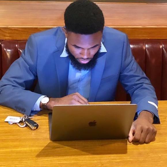 Profile Picture of Jean Eddy (@jean_eddy) on Poshmark