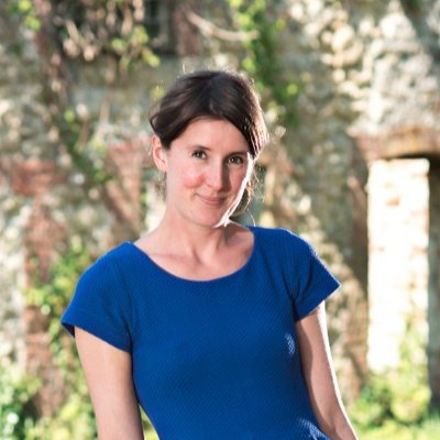 Profile Picture of Rosanna Morris (@RosannaEMorris) on Twitter