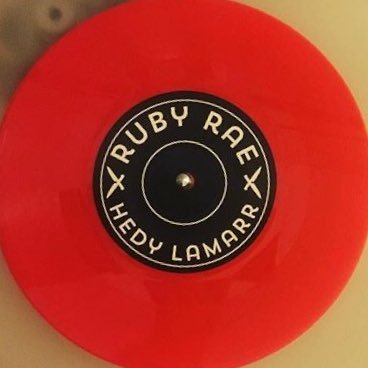 Profile Picture of Ruby Rae (@ruby_rae) on Twitter
