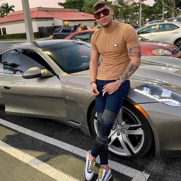 Profile Picture of Javier Alejandro (@javiercr7) on Poshmark