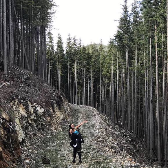 Profile Picture of Georgette Annan (@geofitti) on Poshmark