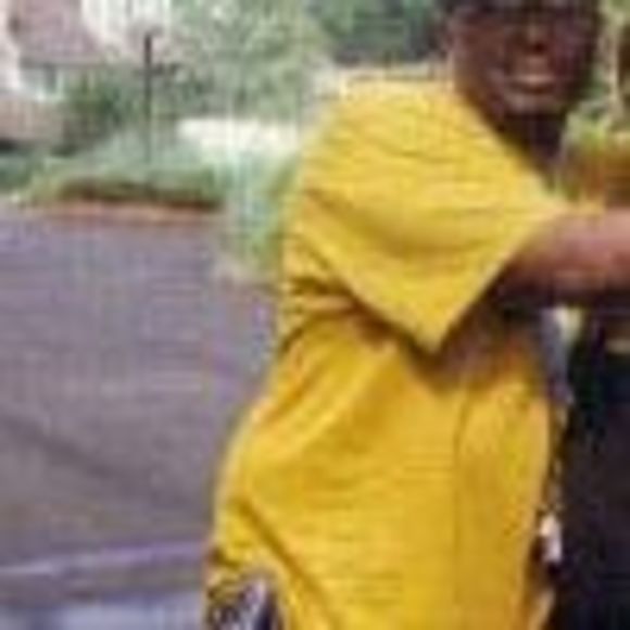 Profile Picture of Cedric Glenn (@cedrictr) on Poshmark