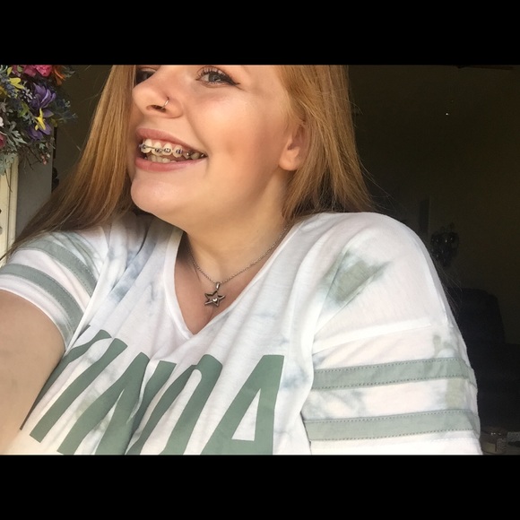Profile Picture of Kenadi Wright (@kenadi_lynn) on Poshmark