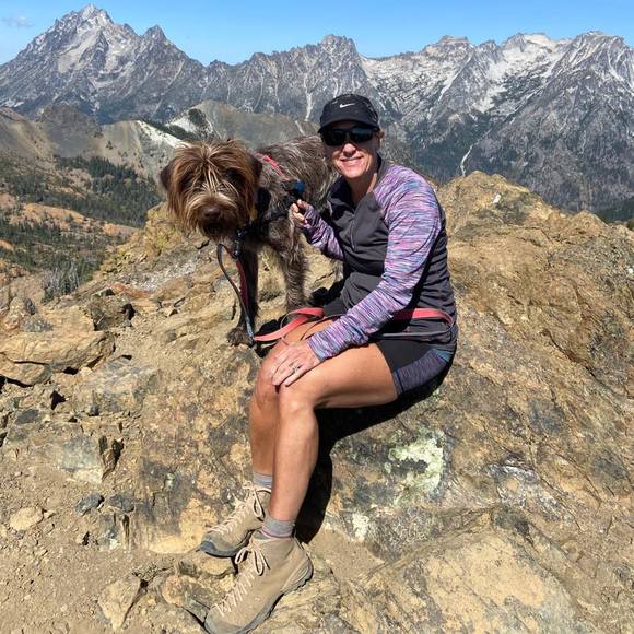 Profile Picture of Claudia Axlen-hansen (@claudorama) on Poshmark