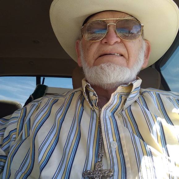 Profile Picture of Larry Morse (@lrm42999) on Poshmark