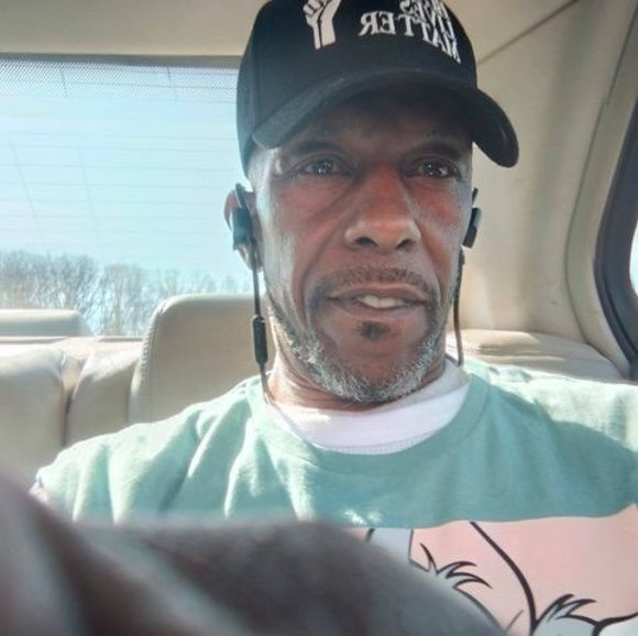 Profile Picture of Richard Owens (@owensrichard643) on Poshmark