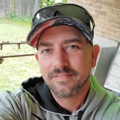 Profile Picture of Derek Wattles (@WattlesDerek) on Twitter