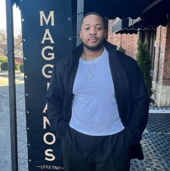 Profile Picture of Phillip Brooks (@pb204058) on Poshmark