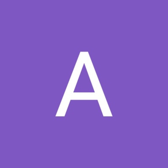 Profile Picture of Ayasha Ayasha (@ayashaayasha482) on Poshmark