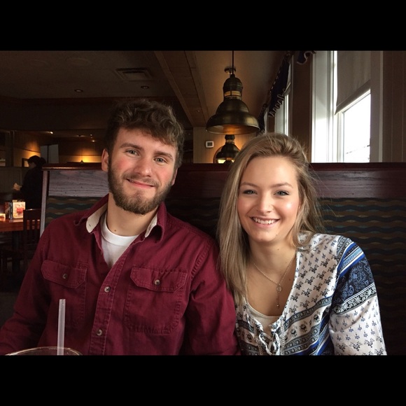 Profile Picture of Ashleigh Nicholson (@ash_1114) on Poshmark