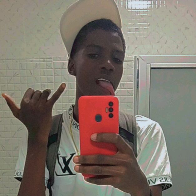 Profile Picture of Magnata SC (@serafim_cambongue) on Tiktok