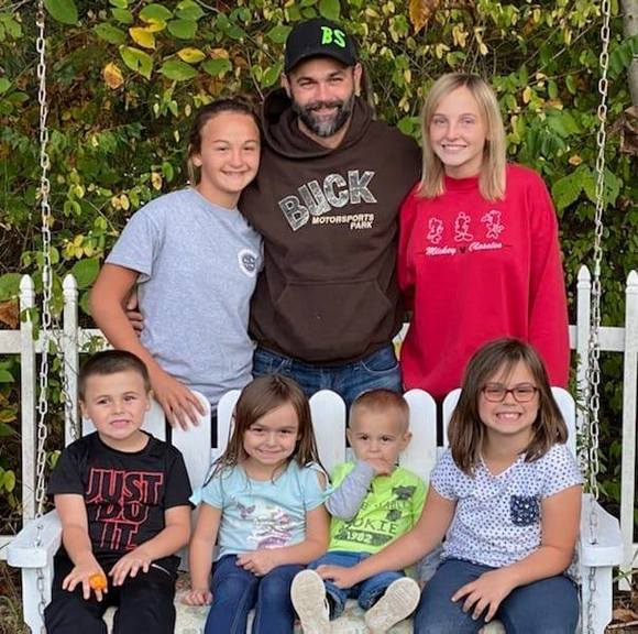 Shawn Noel - Poshmark Profile Picture of Shawn Noel (@kkabem031) on Poshmark