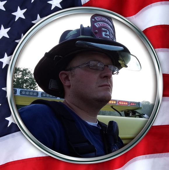 Profile Picture of Stephen Gorman (@sgormanjr) on Poshmark