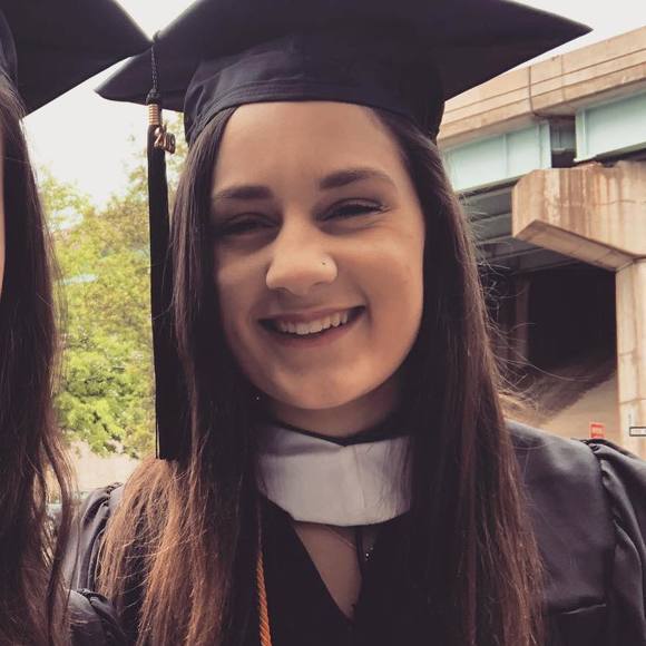 Profile Picture of Julia Purdy (@jpjulia6) on Poshmark