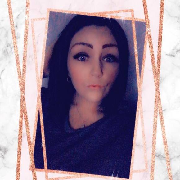 Profile Picture of Paige Follbaum (@paigefollbaum) on Poshmark