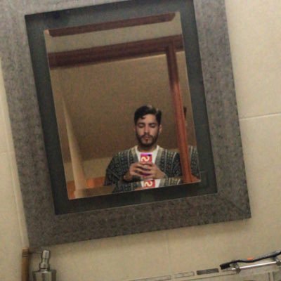 Profile Picture of Mike Corona (@CoronaBarrag) on Twitter