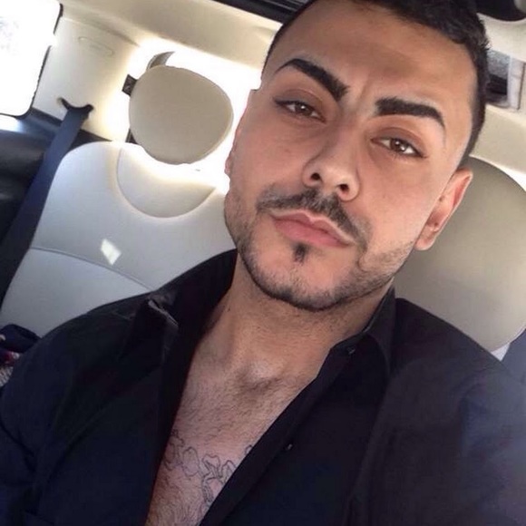 Profile Picture of Mouner Salama (@mounersalama) on Poshmark