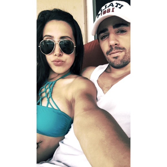 Profile Picture of Alyse Staiano (@astaiano2) on Poshmark