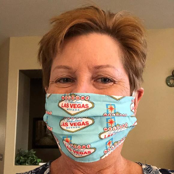 Profile Picture of Kathy Sterrett (@katsterr) on Poshmark