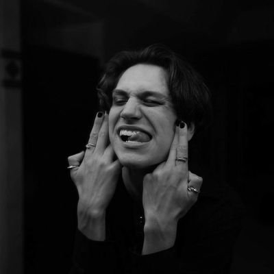 Profile Picture of 𝕭𝖗𝖞𝖆𝖓 𝕳𝖔𝖘𝖘𝖑𝖊𝖗 (@_wxcrz) on Twitter