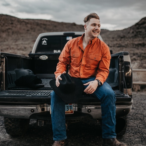 Profile Picture of Matthew Schultz (@matthewschul751) on Poshmark