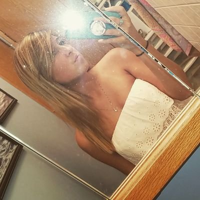 Profile Picture of Lexiiii💋 (@MoultonAlexis) on Twitter