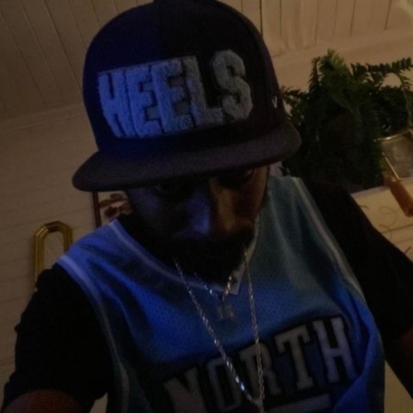 Profile Picture of Brennon Jones (@brennon_jones) on Poshmark