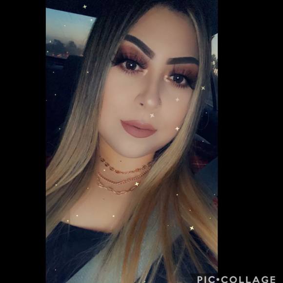 Profile Picture of Cindy Arroyo (@xhotchick342x) on Poshmark