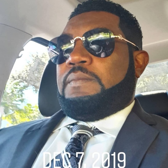 Profile Picture of Joseph Laurent (@josephlaurent) on Poshmark