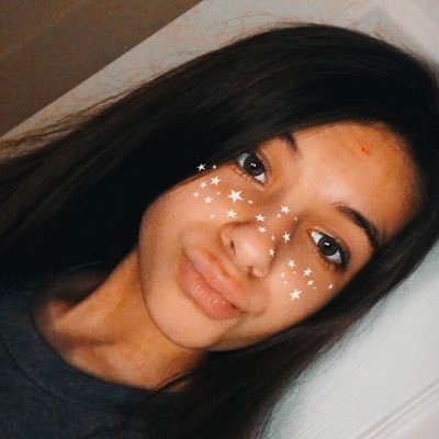 Profile Picture of Alyssa (@alyssaaiello_) on Twitter