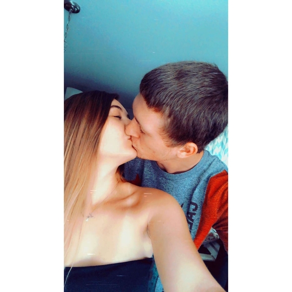 Profile Picture of Brian Robert vinkemulder (@brian_v99) on Poshmark