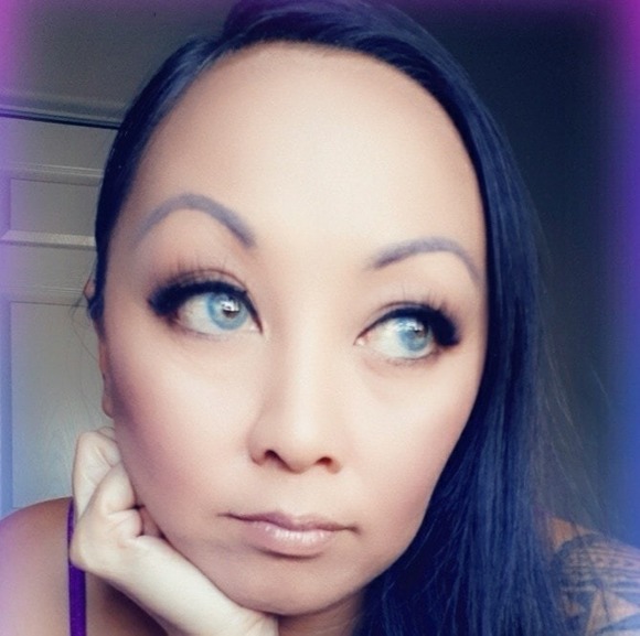 Profile Picture of Jackie Schnablegger (@jschnablegger) on Poshmark