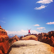 Profile Picture of Lindsey Shoemaker (@LindseyShoemaker) on Youtube