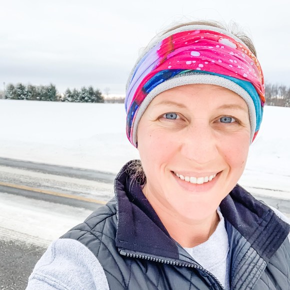 Profile Picture of Lisa Radde (@lisaradde) on Poshmark