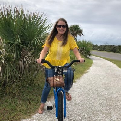 Profile Picture of Jeni Jacobs (@jenijacobs1982) on Twitter