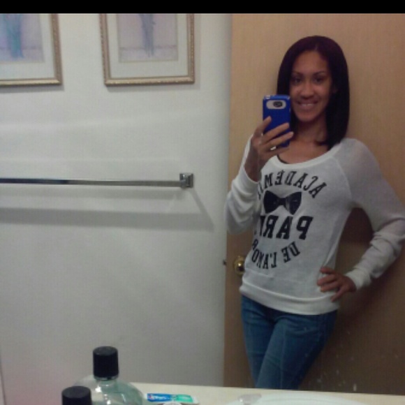 Profile Picture of Charnita Thornton (@proudparent2) on Poshmark