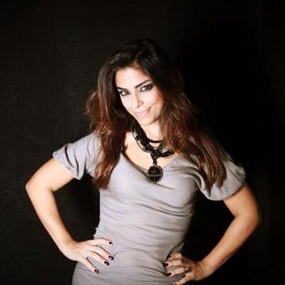 Profile Picture of Lara Azar (@laraazar93) on Twitter