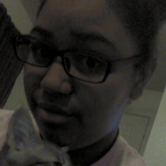 Profile Picture of Nykia Bellard (@yiyabear13) on Poshmark