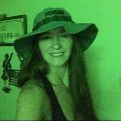Profile Picture of Tina Marie Fowler (@tujazzdew) on Twitter