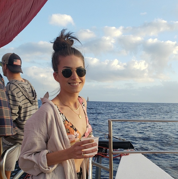 Profile Picture of Kennedy Vanderzalm (@kennedyvdz) on Poshmark