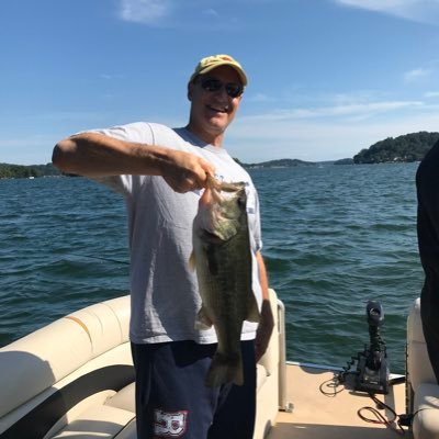 Profile Picture of Peter Longo (@peterlongo19) on Twitter
