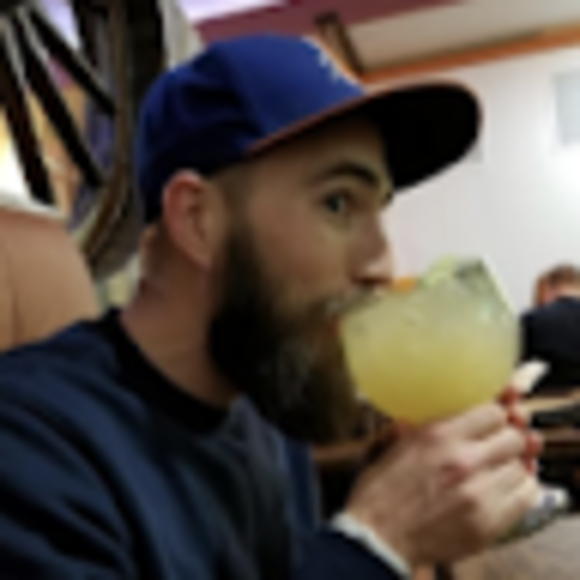 Profile Picture of Aaron Kellogg (@aaronkellogg) on Poshmark